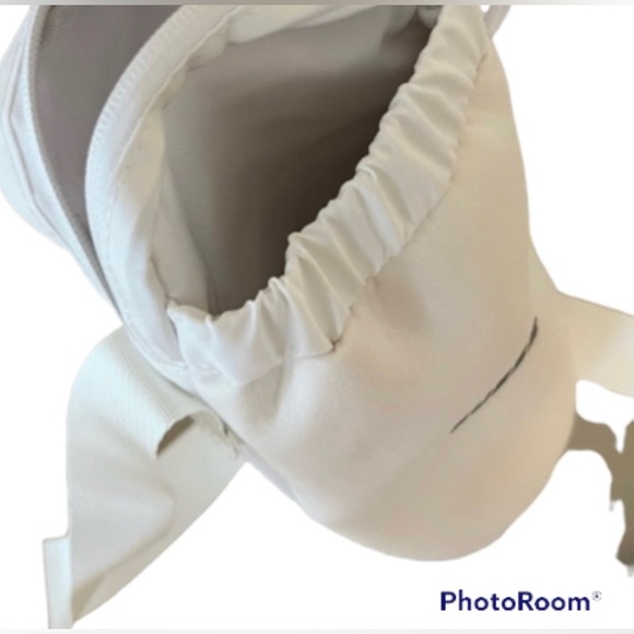 Guess Neoprene Crossbody Water Bottle Holder - Picture 3 of 3